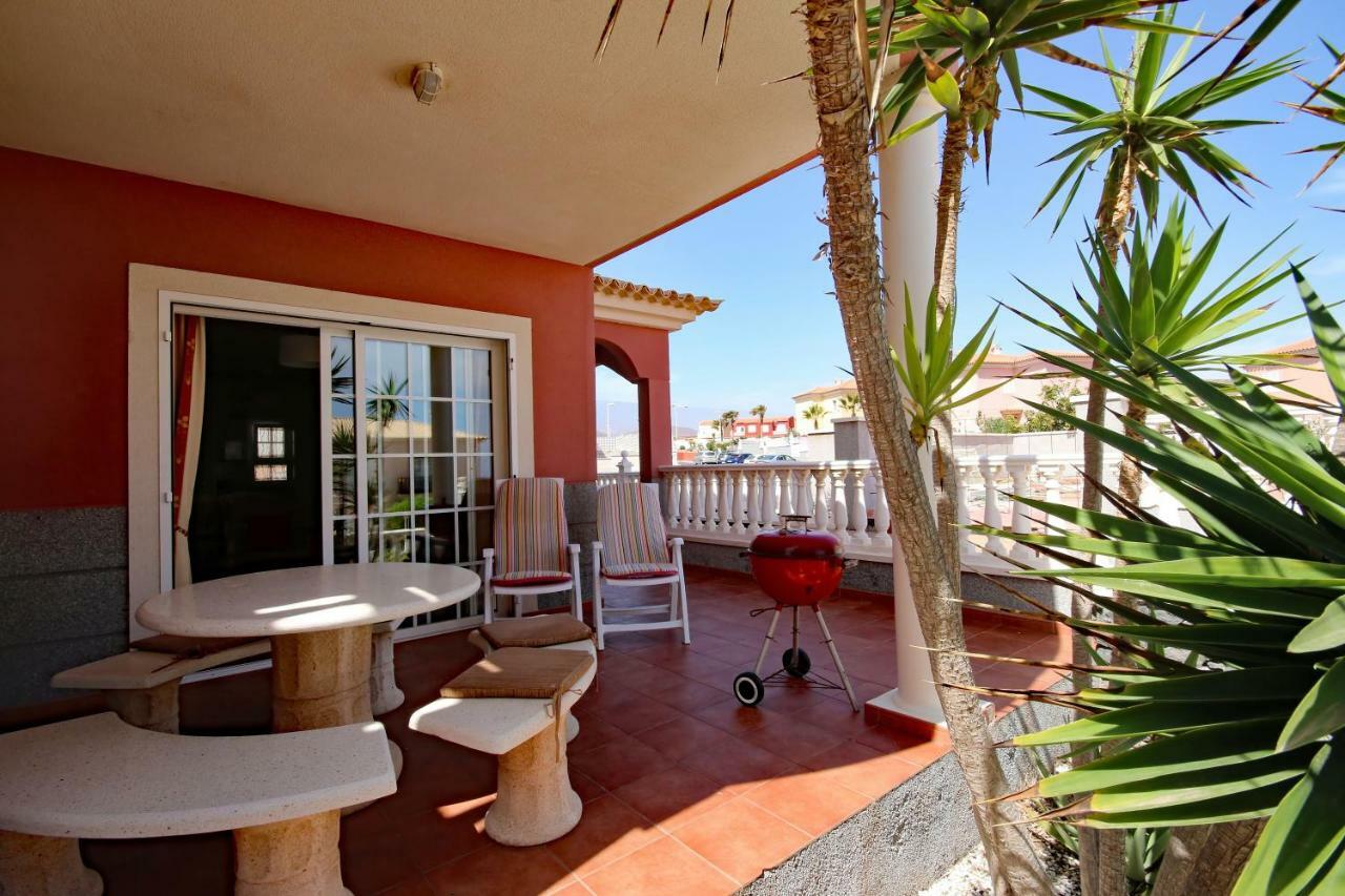 Las Dunas 2 By Rentmedano Pretty 2 Bedroom Villa, Ocean Views, Pool And Wifi El Médano Zewnętrze zdjęcie