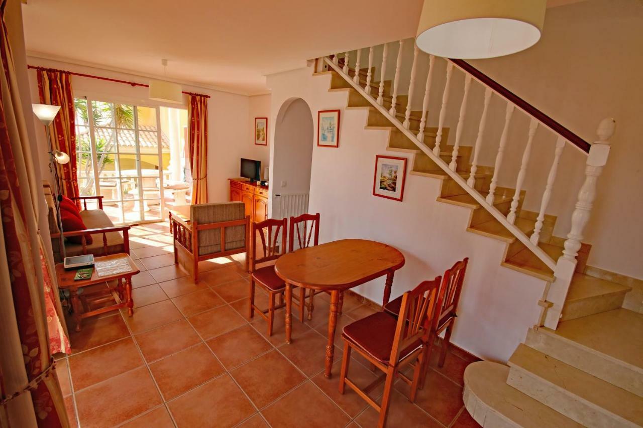 Las Dunas 2 By Rentmedano Pretty 2 Bedroom Villa, Ocean Views, Pool And Wifi El Médano Zewnętrze zdjęcie